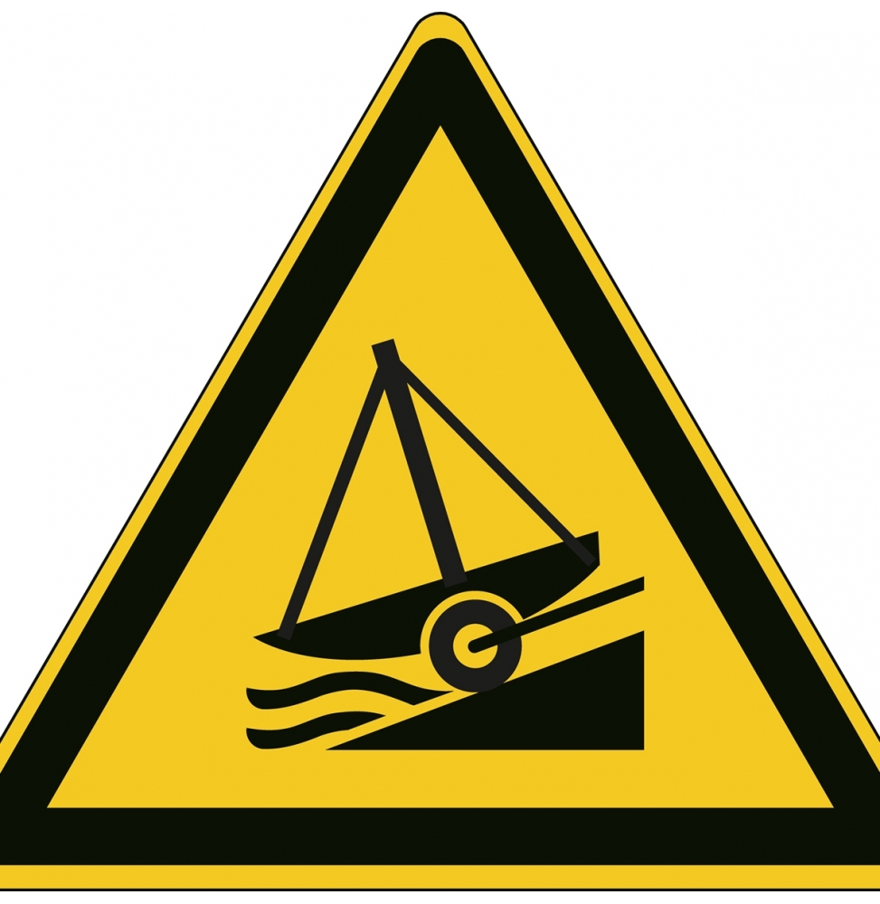 Znak bezpieczeństwa ISO – Ostrzeżenie przed pochylnią okrętową, W/W044/NT/ALU-TRI315-1